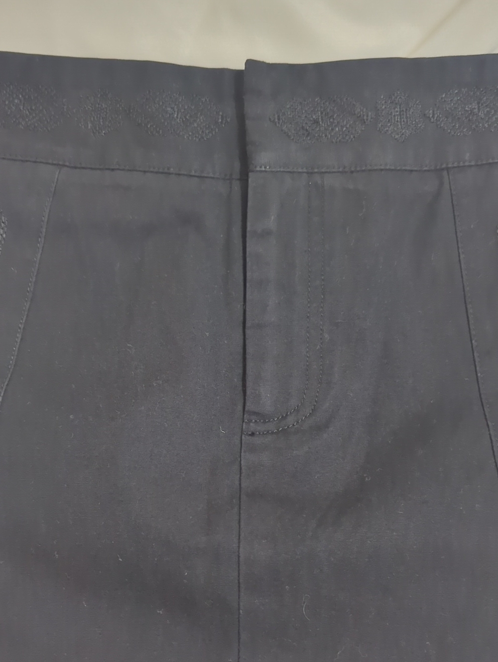 Armani Exchange Midi Length Skirt, Color Black Size 2 - Picture 9 of 12